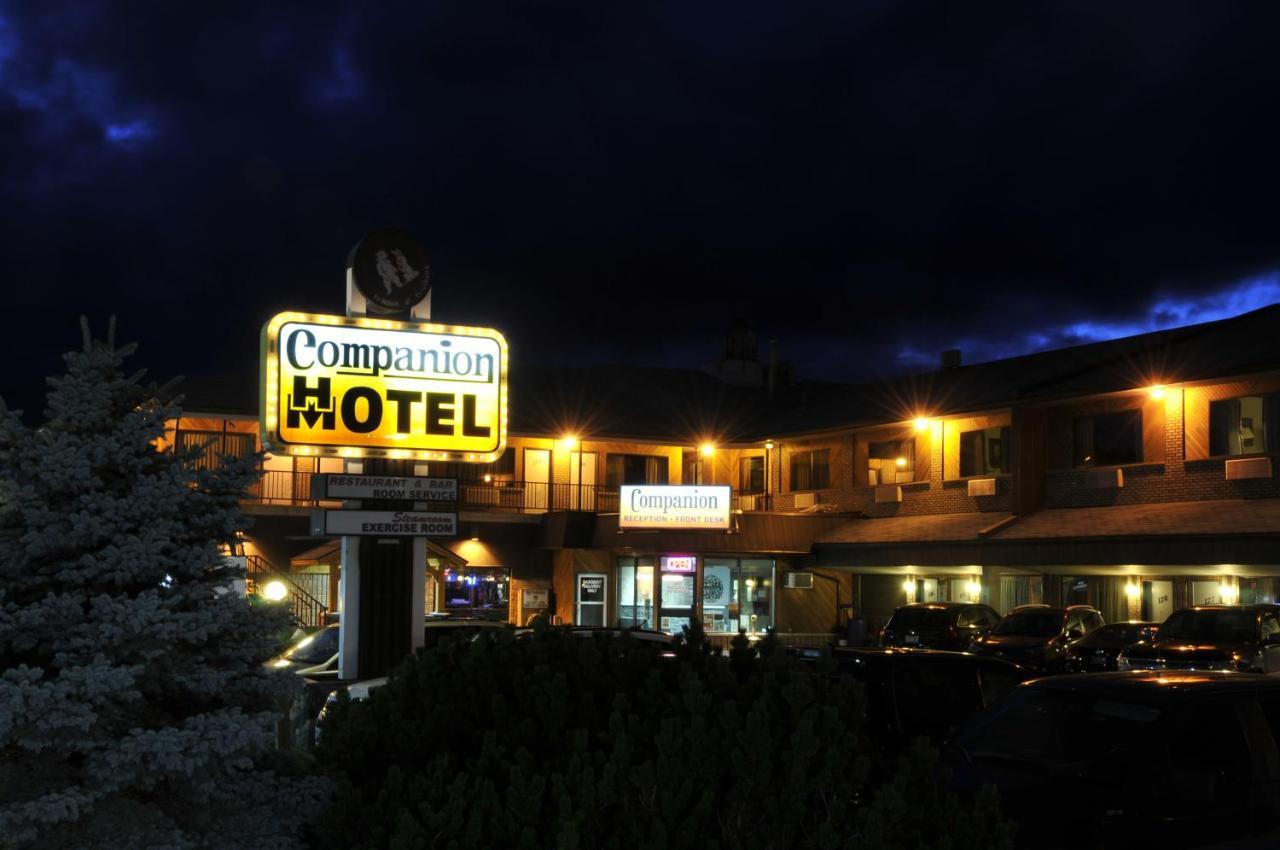 הירסט Companion Hotel Motel מראה חיצוני תמונה